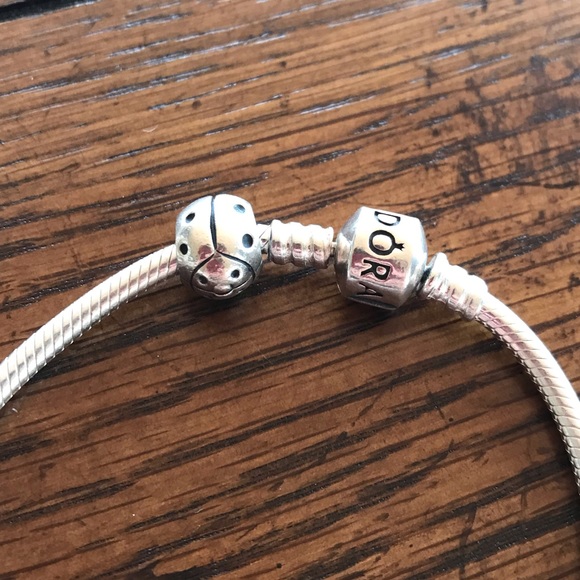 PANDORA Ladybug Charm - Picture 2 of 6